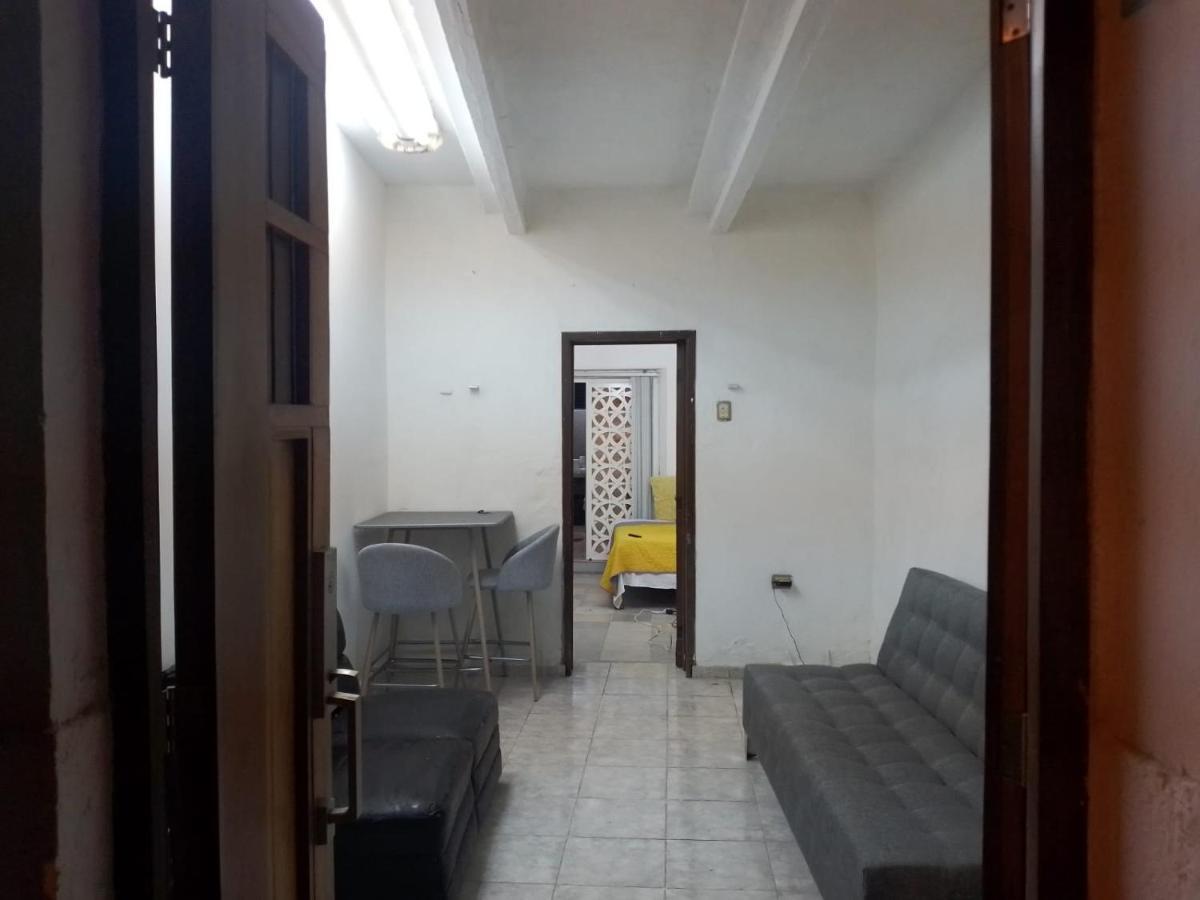 Casa 642B Parte II Centro De Meridaアパートメント エクステリア 写真